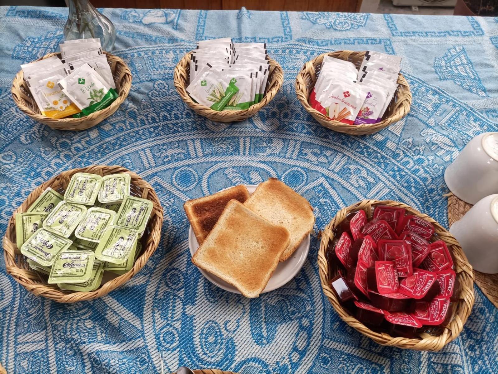 Mio Tulum Hotel Boutique 외부 사진 A selection of jams and spreads